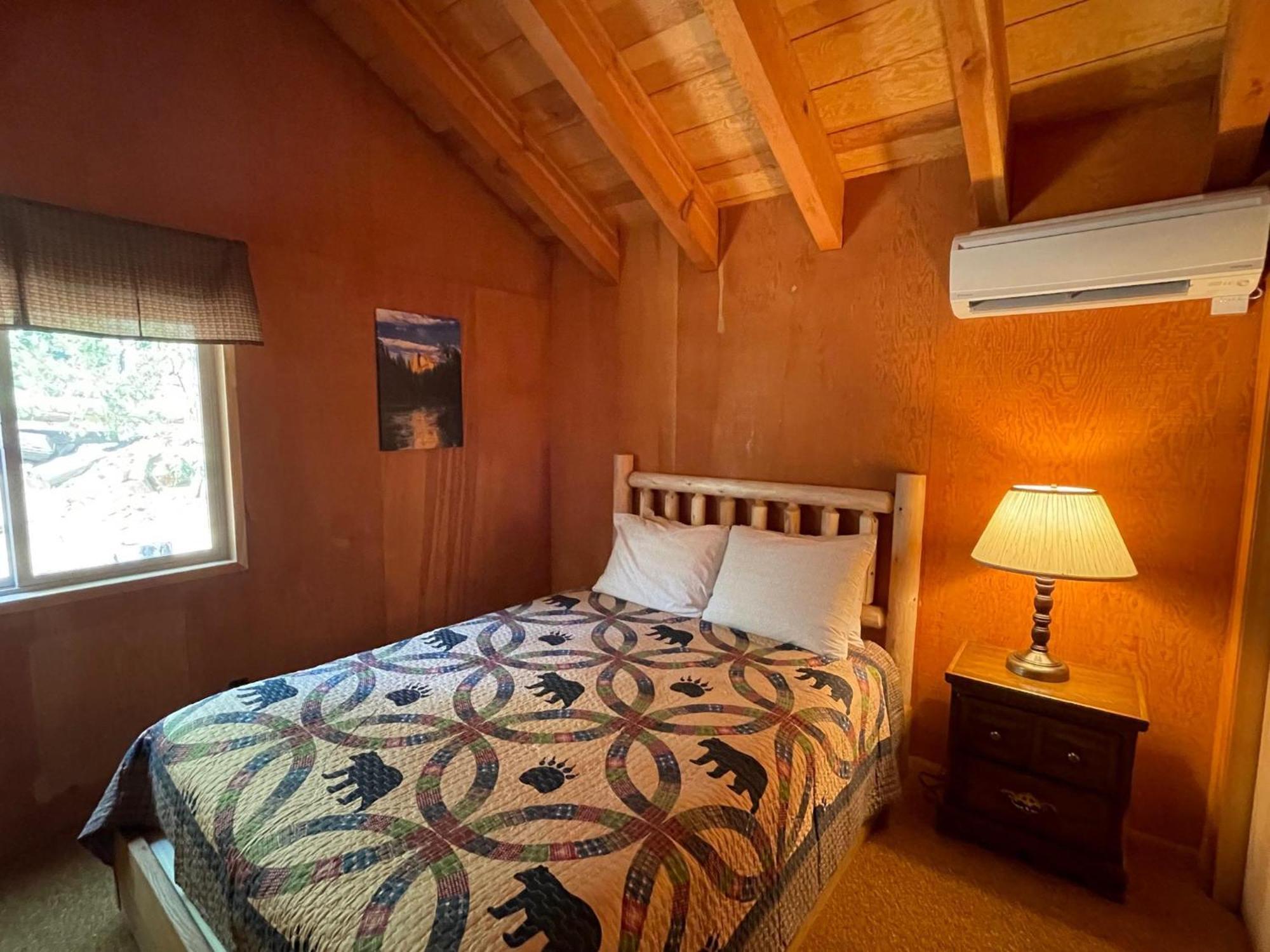 Villa Rustic Retreat *